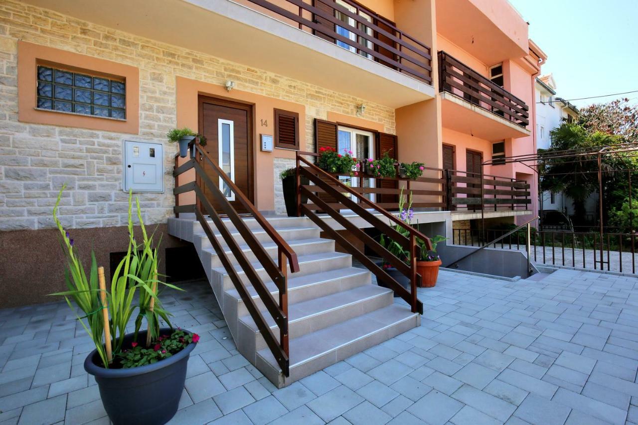 Apartments Mara ซาดาร์ ภายนอก รูปภาพ