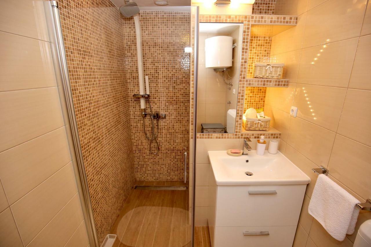 Apartments Mara ซาดาร์ ภายนอก รูปภาพ